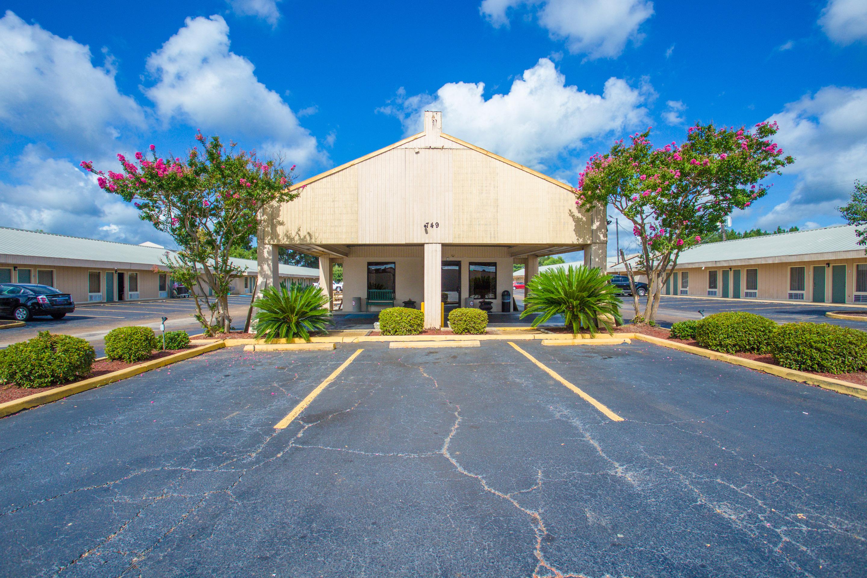Rodeway Inn & Suites Brookhaven Exteriér fotografie