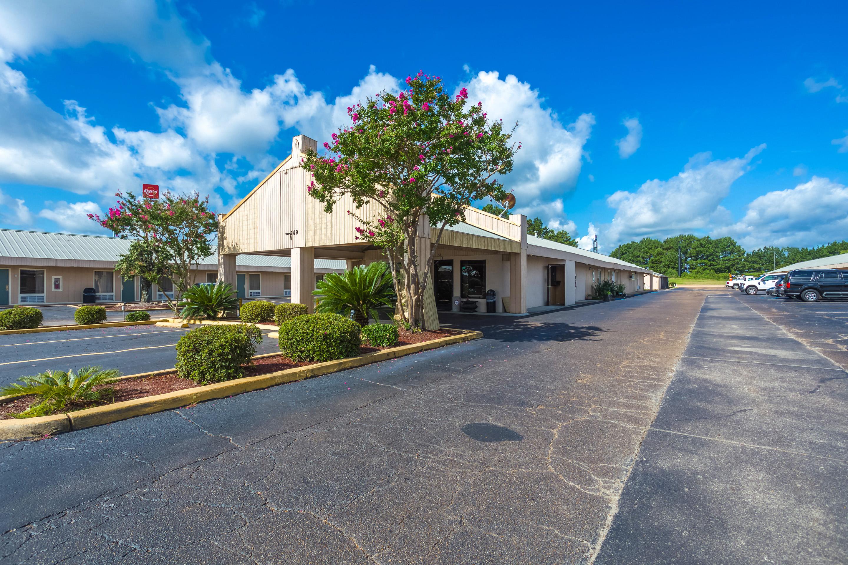 Rodeway Inn & Suites Brookhaven Exteriér fotografie