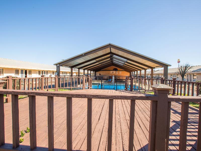 Rodeway Inn & Suites Brookhaven Exteriér fotografie