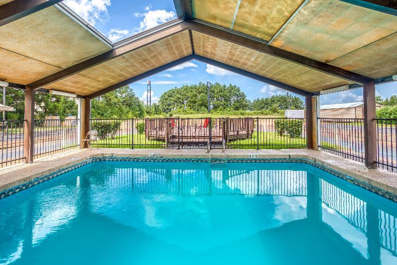 Rodeway Inn & Suites Brookhaven Exteriér fotografie